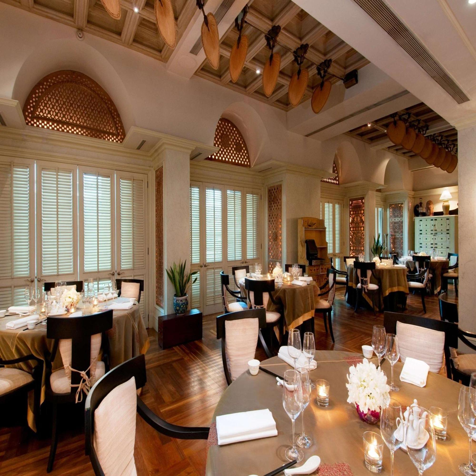 Hilton Mumbai International Airport Hotel Exterior photo Interior of the restaurant
